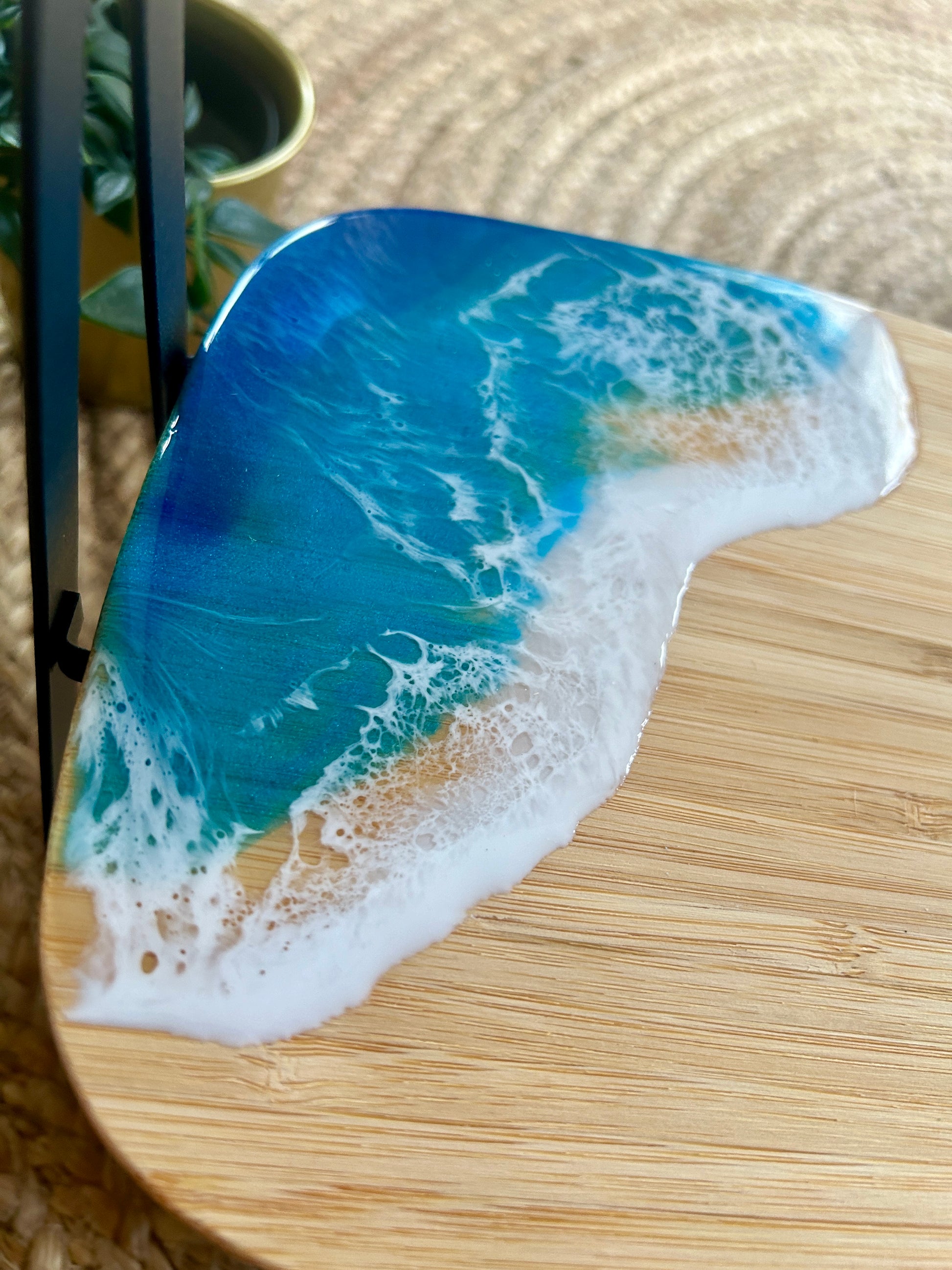 The perfect two tier serving tray for dishing up canapes at the summer BBQ, bring the beach to the garden and wow your guests with this seascape resin art serving platter.